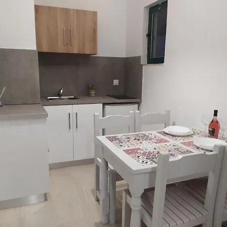Aparthotel Valentinos