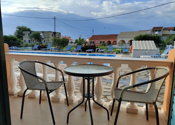 Valentinos Aparthotel 2*