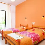 Aparthotel Valentinos 2*